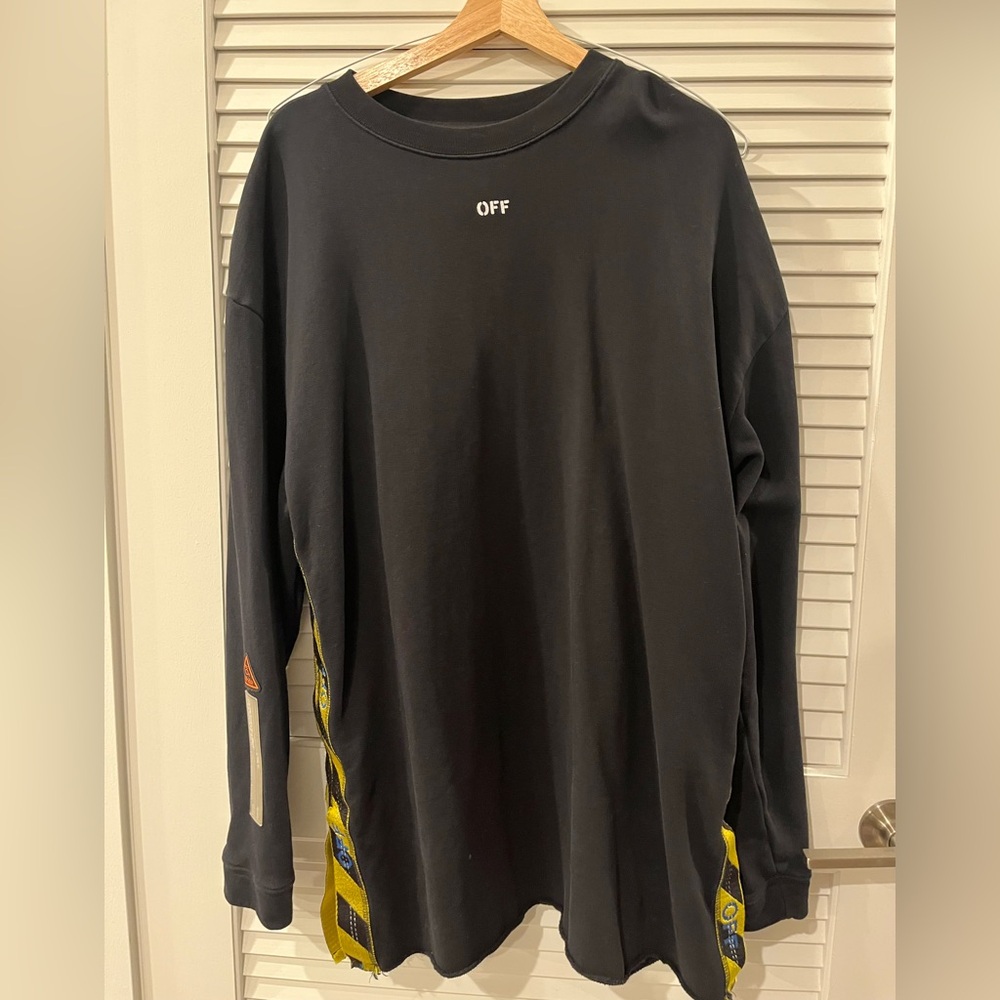 OFF-White Black Long Sleeve Swearshirt